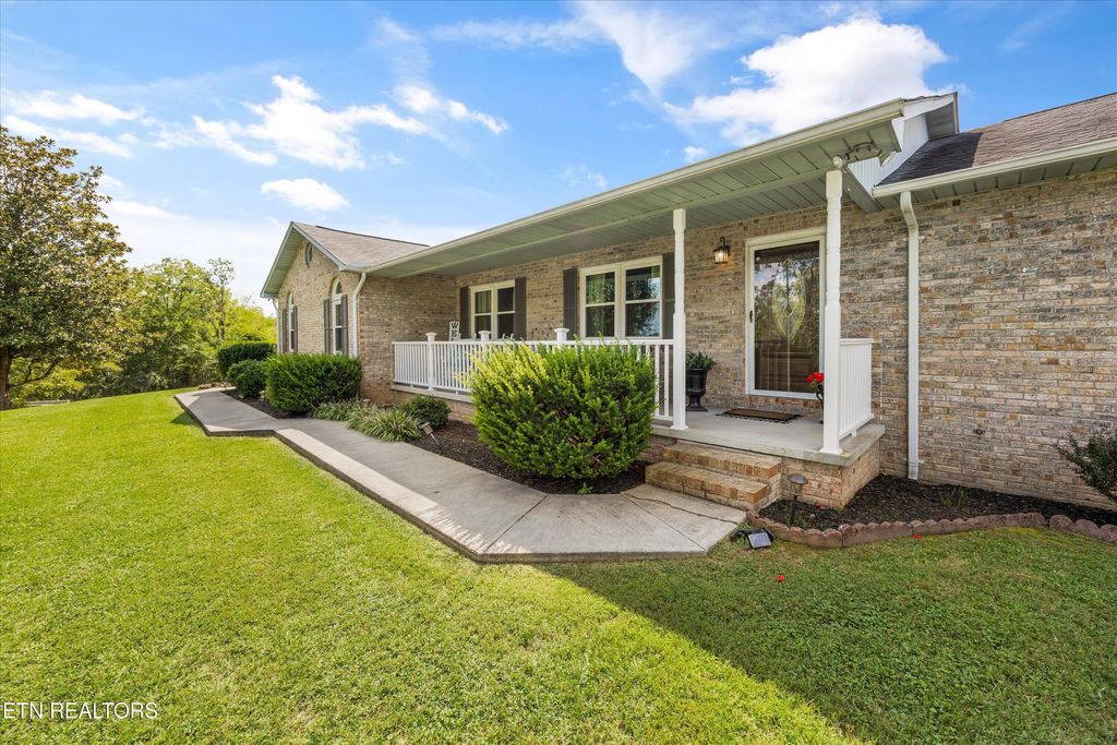 Photo of 116 Vols Lane, LaFollette, TN 37766 (MLS # 1315363)