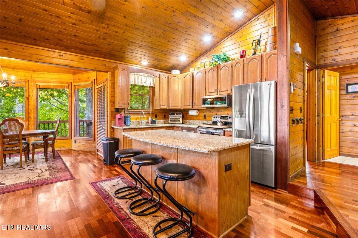1186 Deerfield Way