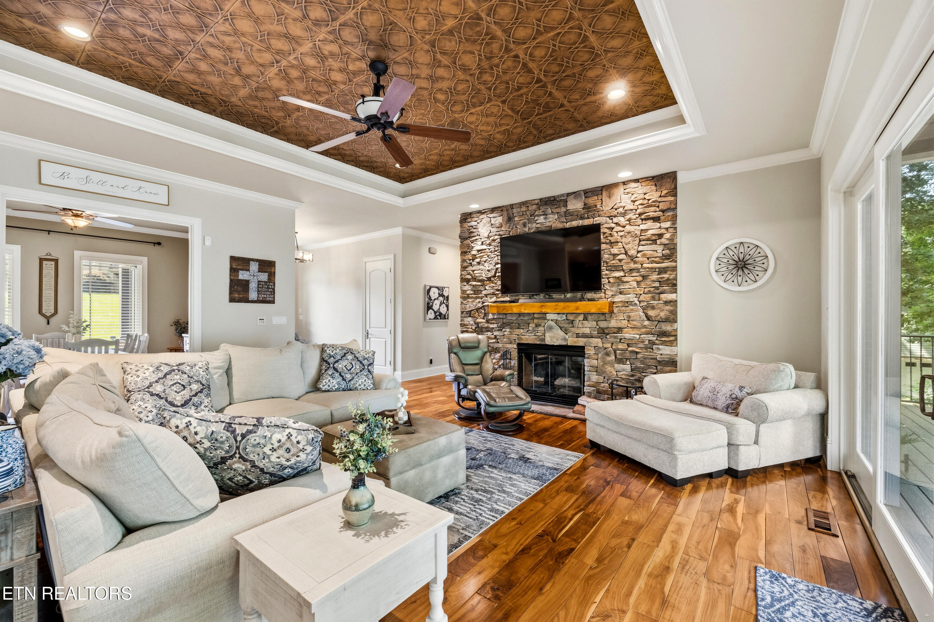 362 Parkwood Circle