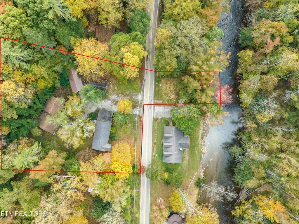 Photo of 66436645 Old Walland Hwy, Townsend, TN 37882 (MLS # 1242696)