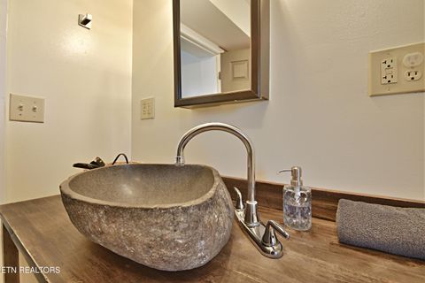 Tiny photo for 1609 Duncan Rd, Knoxville, TN 37919 (MLS # 1323811)