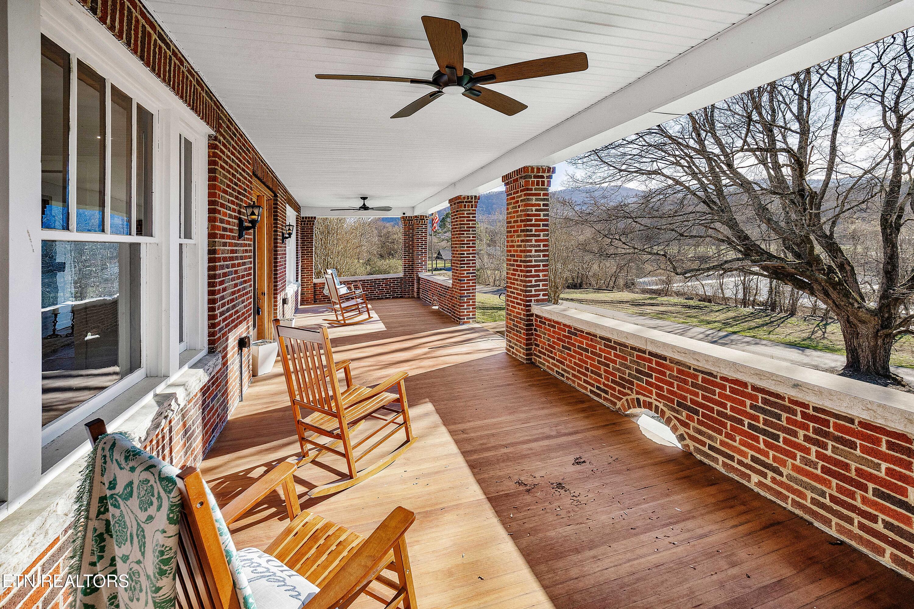 4537 Old Walland Hwy