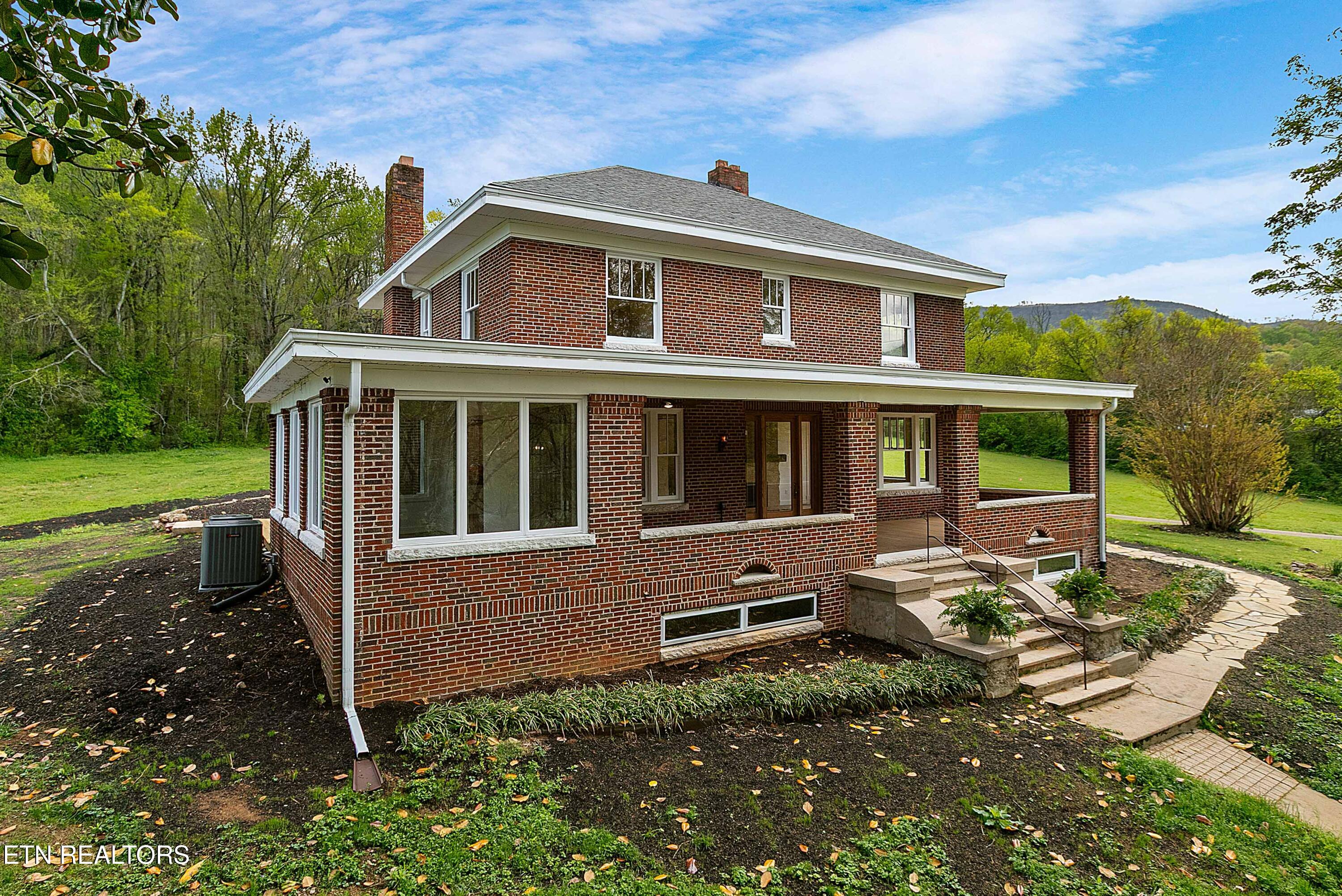 4537 Old Walland Hwy