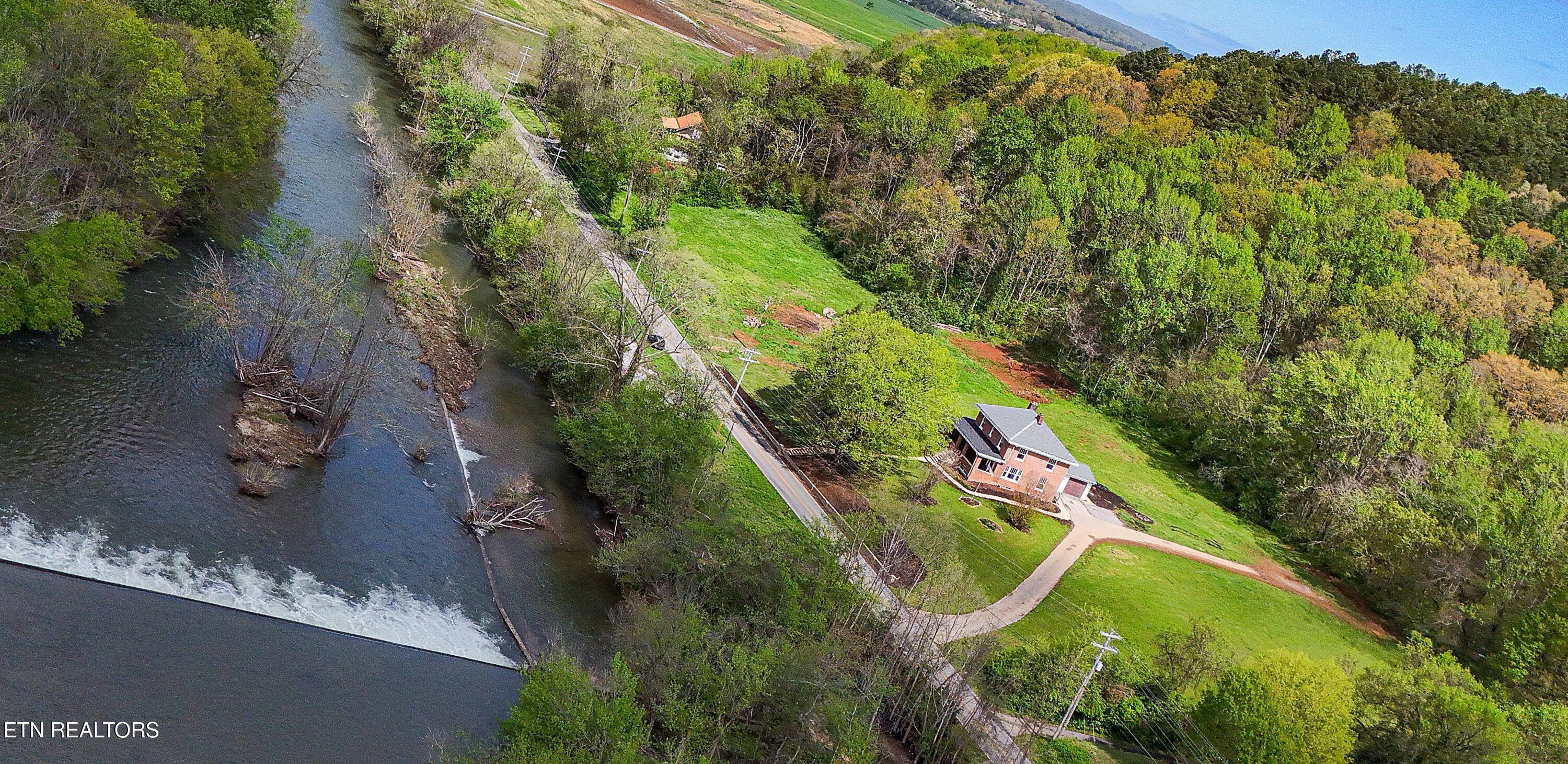 4537 Old Walland Hwy