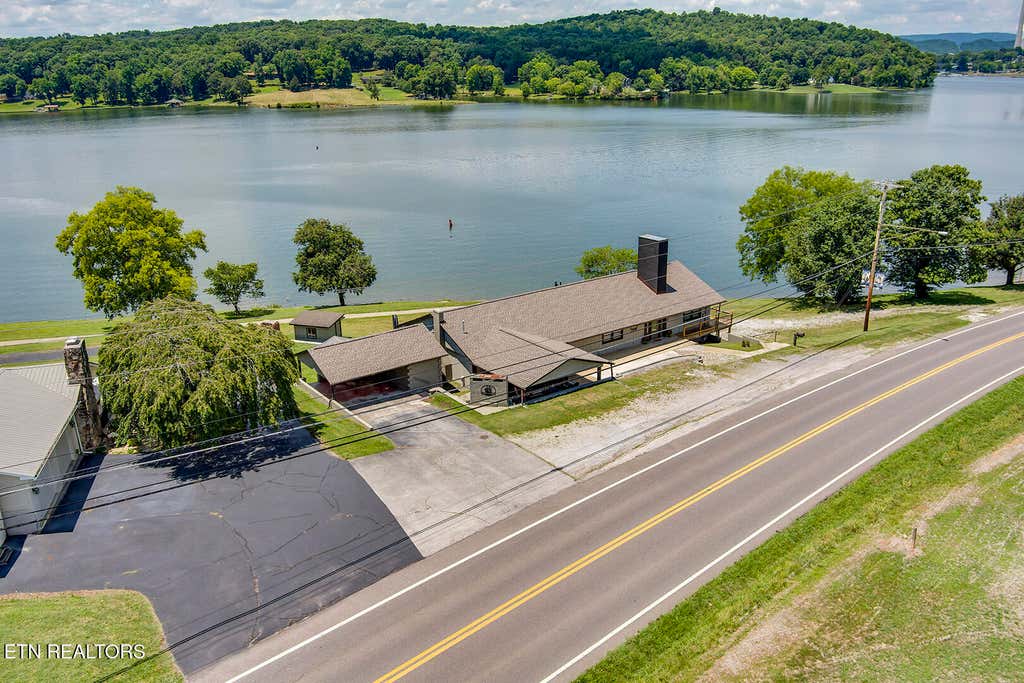 Photo of 1000 S Kentucky St, Kingston, TN 37763 (MLS # 1346350)
