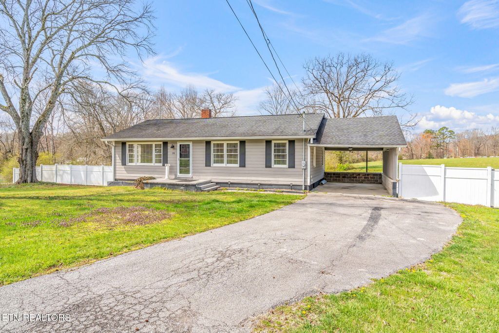 Photo of 258 Rock Bridge Rd, Oliver Springs, TN 37840 (MLS # 1294943)