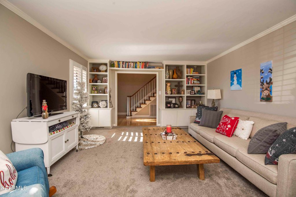 Photo of 11145 Windward Drive, Farragut, TN 37934 (MLS # 1215746)