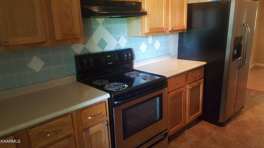 Photo of 426 Parliament Rd #2, Harrogate, TN 37752 (MLS # 1334753)