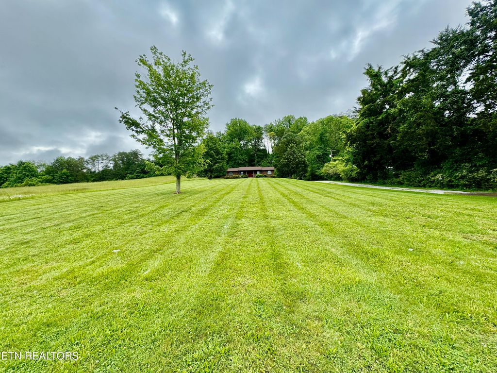 Photo of 626 Rutledge Pike, Blaine, TN 37709 (MLS # 1263872)