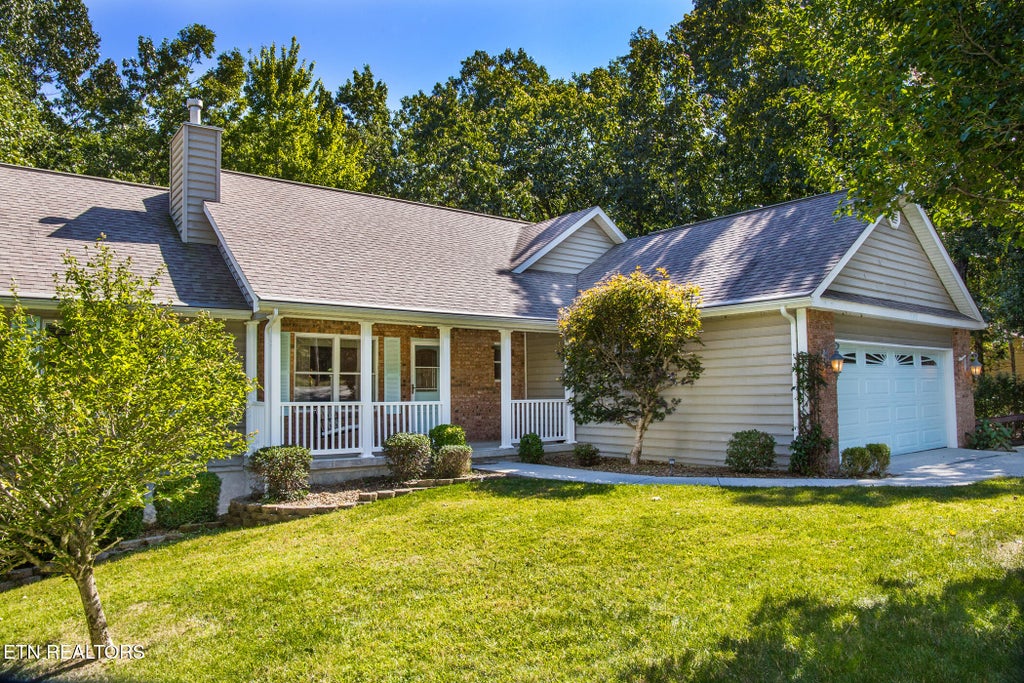 Photo of 182 Canterbury Drive, Crossville, TN 38558 (MLS # 1358254)