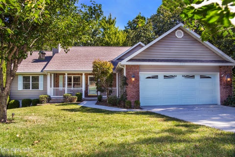 Photo of 182 Canterbury Drive, Crossville, TN 38558 (MLS # 1358254)