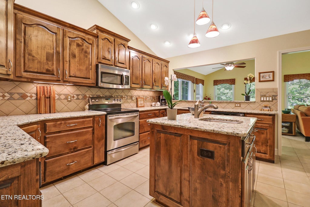 Photo of 47 Havenridge Place, Crossville, TN 38558 (MLS # 1338410)