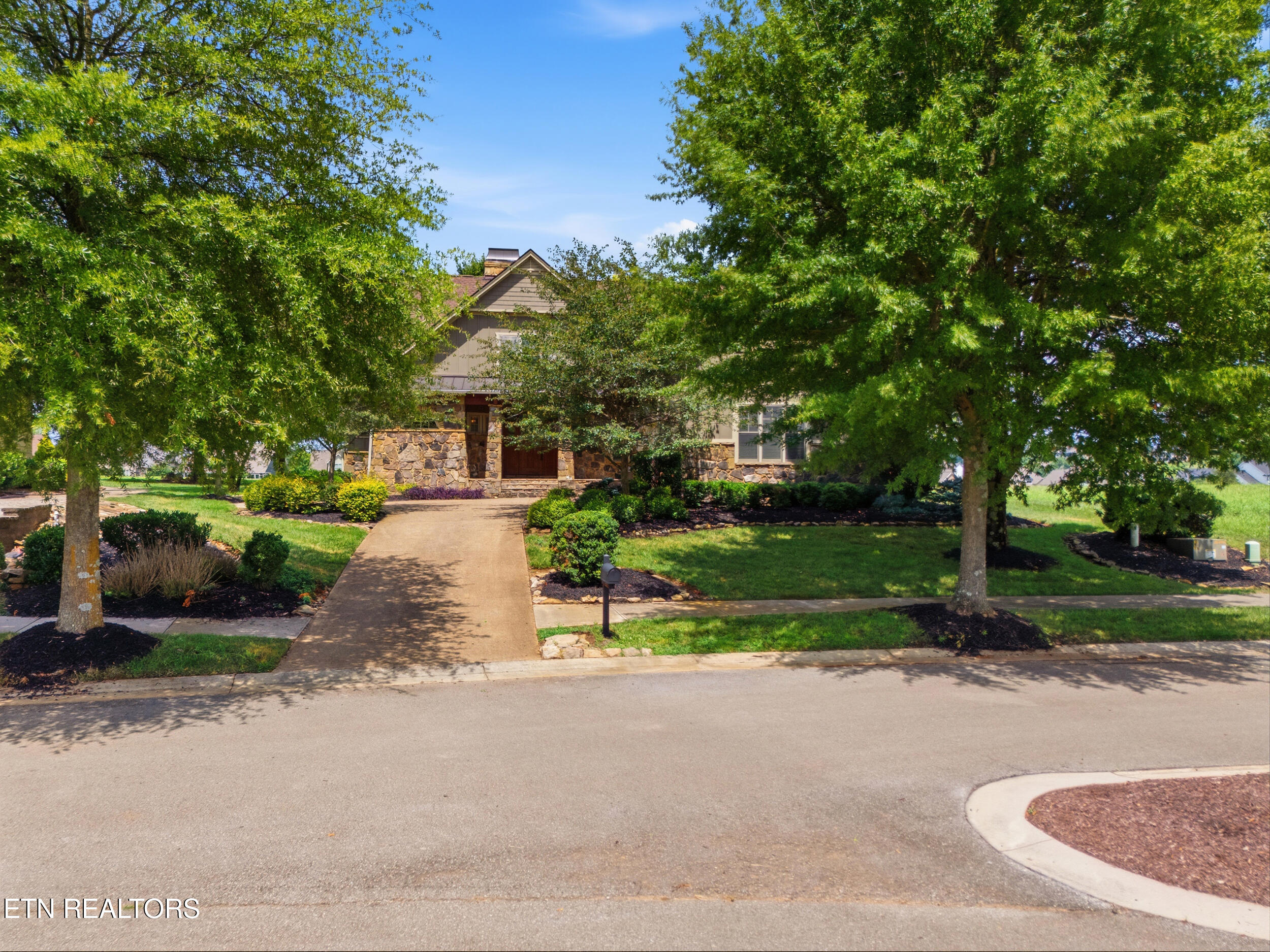 593 Old Barn Lane
