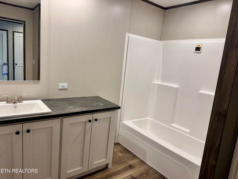 Tiny photo for 204 EDGEWOOD Drive, Sweetwater, TN 37874 (MLS # 1334810)