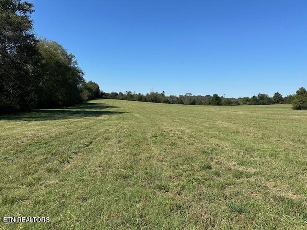 Photo of 5812 Indian Warpath Rd, Maryville, TN 37803 (MLS # 1321534)