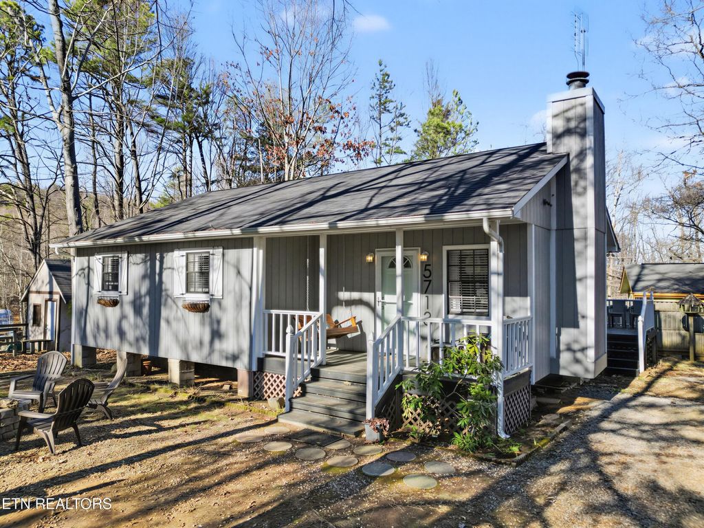Photo of 5713 Sharon Lane, Tallassee, TN 37878 (MLS # 1327574)