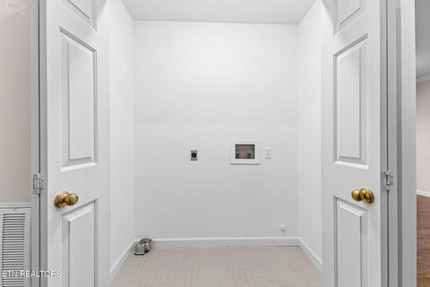 Tiny photo for 916 Highland Point Drive, Knoxville, TN 37919 (MLS # 1322722)