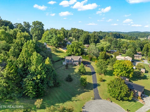 Photo of 1580 Pin Oak Drive, Morristown, TN 37814 (MLS # 1354159)