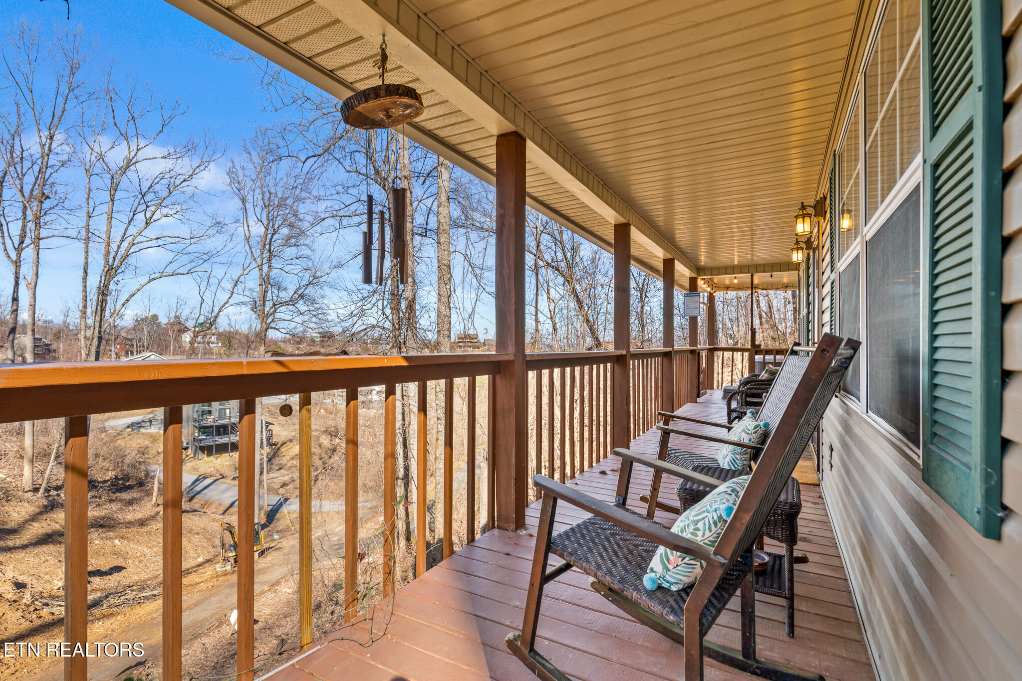 609 Sunset Lane