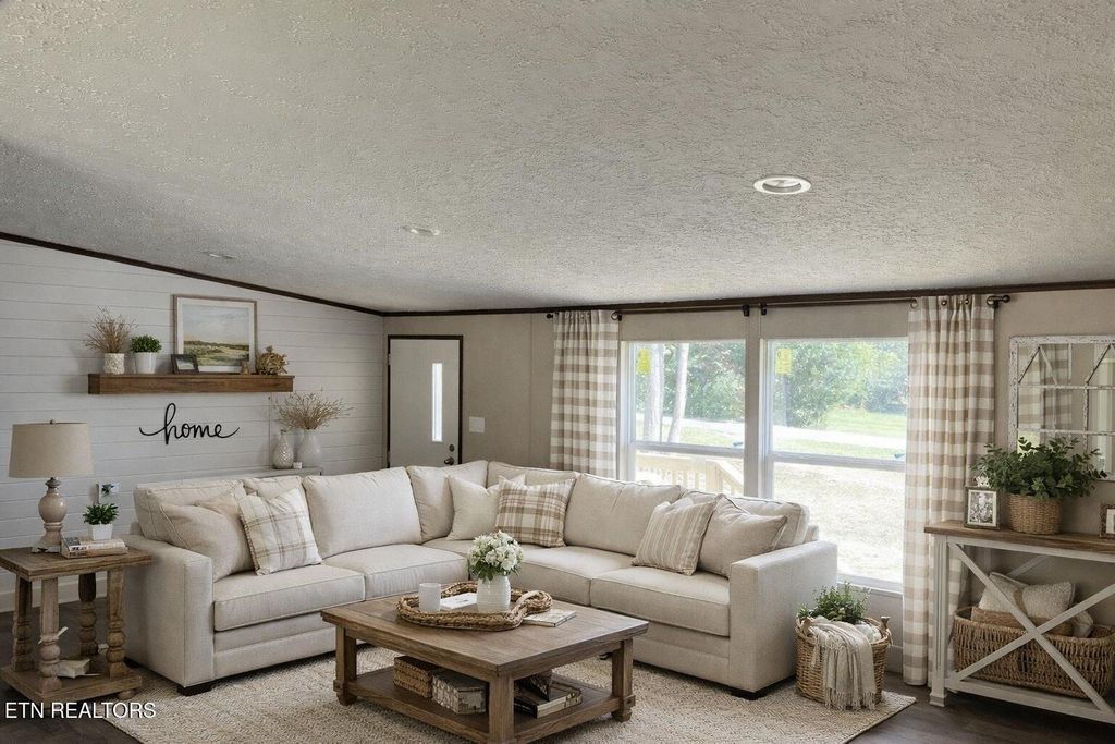 Photo of 1415 Daysville Rd, Rockwood, TN 37854 (MLS # 1329082)