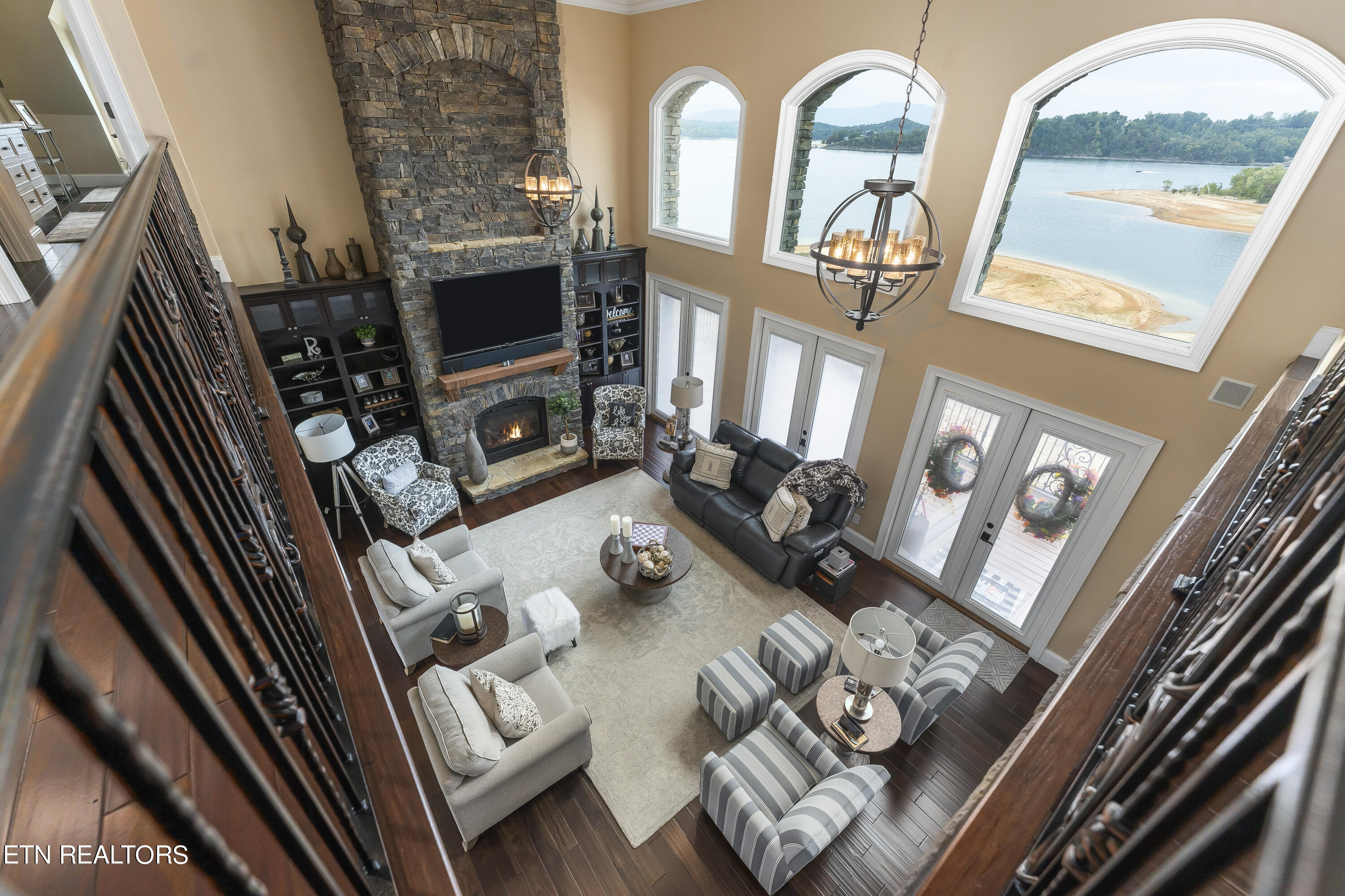 450 Riverbend Drive