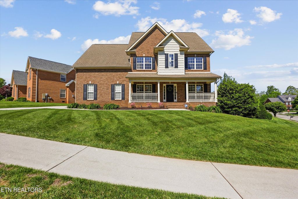Photo of 12617 Weatherstone Drive, Knoxville, TN 37922 (MLS # 1337060)