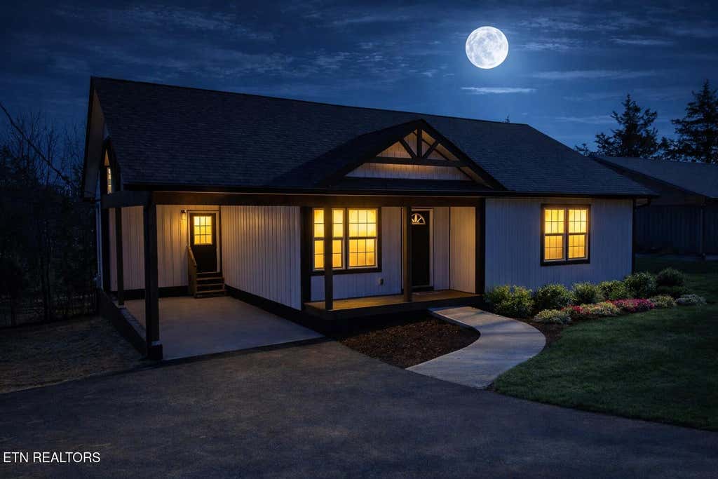 Photo of 176 Granby Lane, Harrogate, TN 37752 (MLS # 1324196)