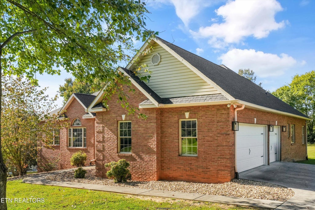 Photo of 3451 Colby Cove Drive, Maryville, TN 37801 (MLS # 1358551)