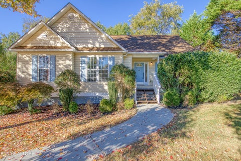 Photo of 1138 Vista Drive, Sevierville, TN 37862 (MLS # 1360349)