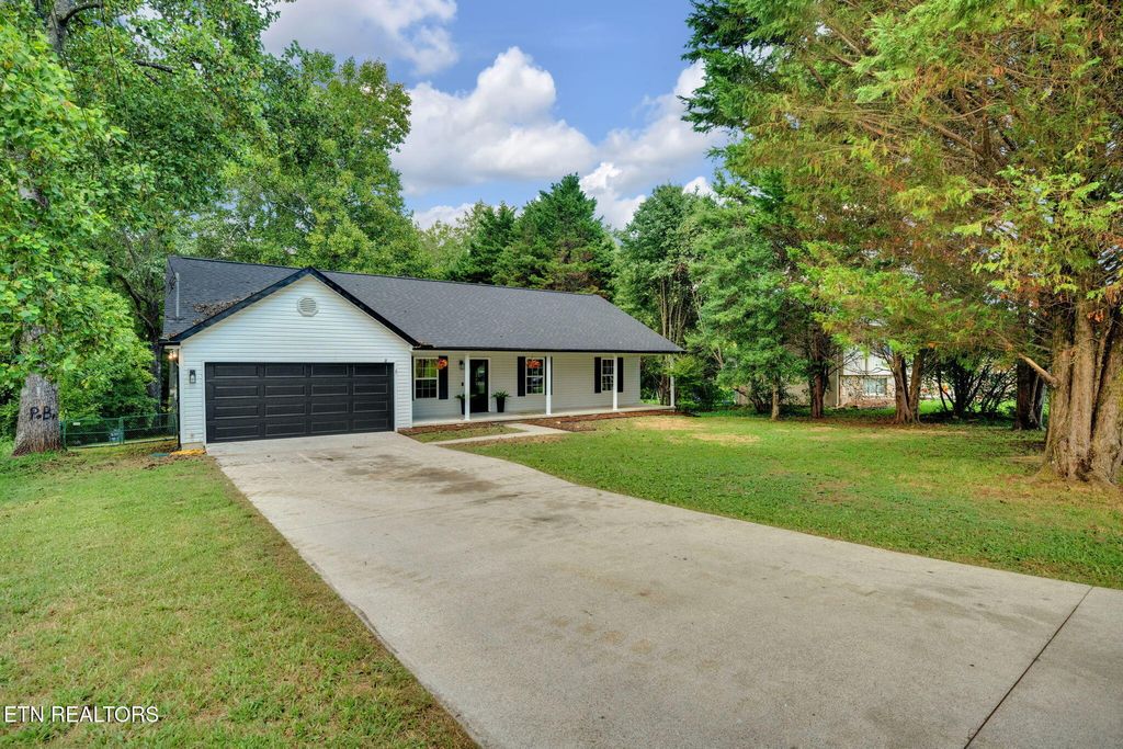 Photo of 1217 Hoss Rd, Powell, TN 37849 (MLS # 1312395)