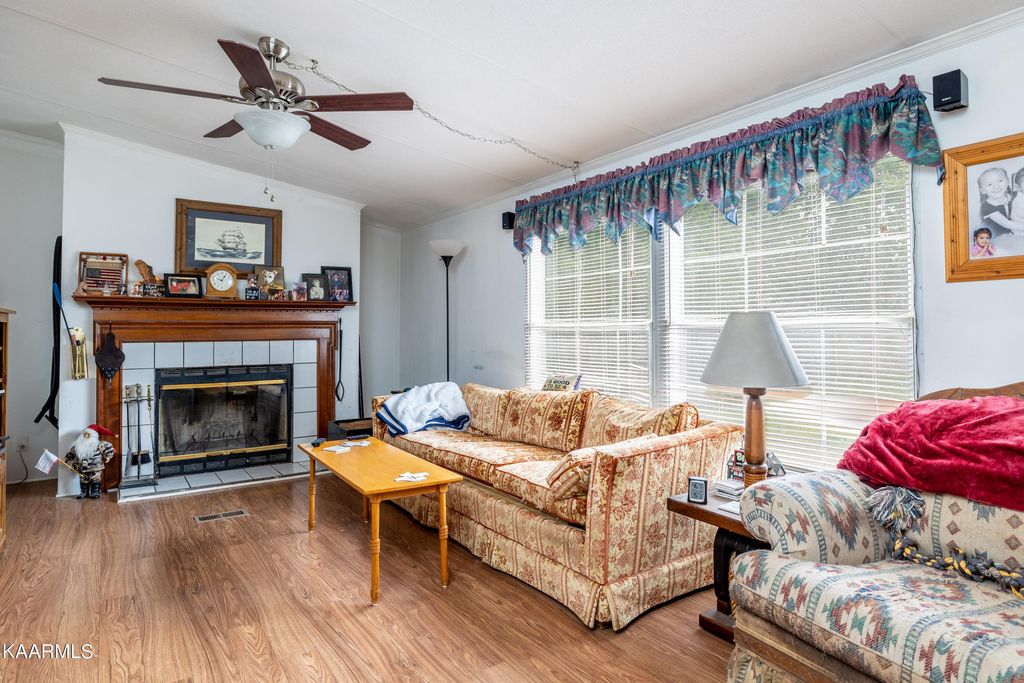 Photo of 426 Bluff Mountain Drive, Walland, TN 37886 (MLS # 1229753)