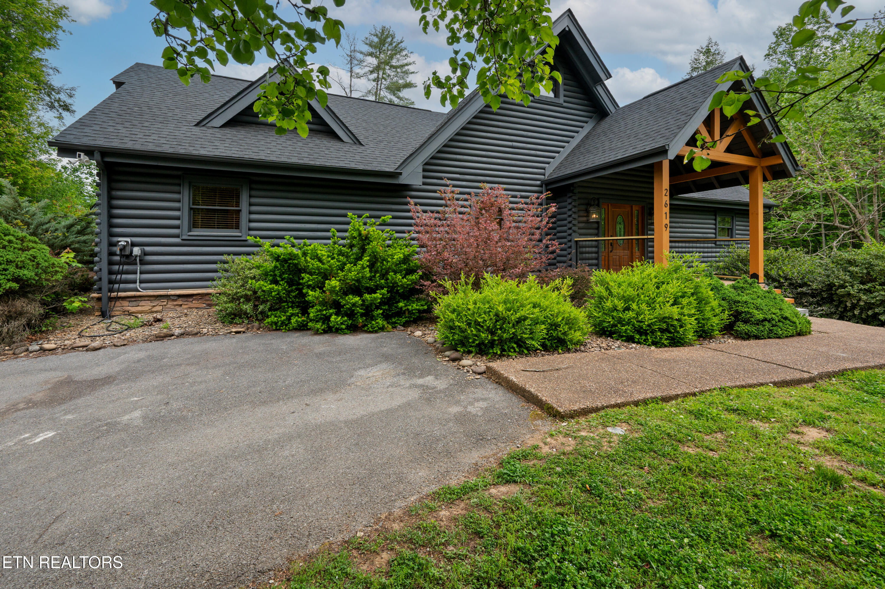 2619 Bear Crossing Way