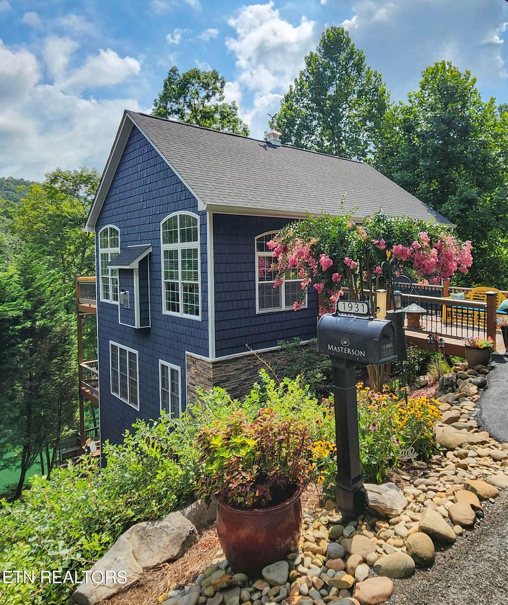 Photo of 1931 Hickory Pointe Lane, Maynardville, TN 37807 (MLS # 1271840)