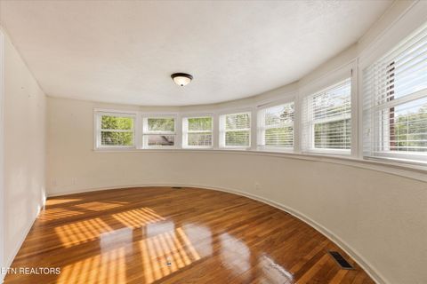 Tiny photo for 115 Spring St, Wartburg, TN 37887 (MLS # 1336728)