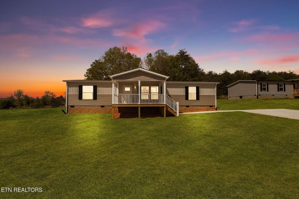 Photo of 249 County Road 784A, Etowah, TN 37331 (MLS # 1337918)