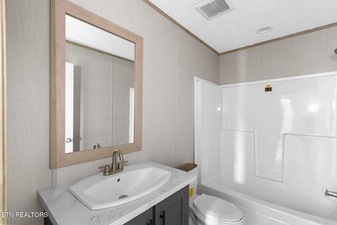 Tiny photo for 249 County Road 784A, Etowah, TN 37331 (MLS # 1337918)