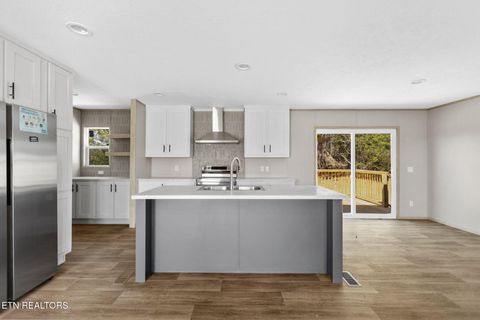 Tiny photo for 249 County Road 784A, Etowah, TN 37331 (MLS # 1337918)