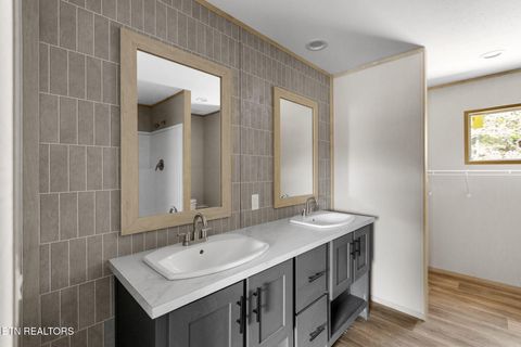 Tiny photo for 249 County Road 784A, Etowah, TN 37331 (MLS # 1337918)