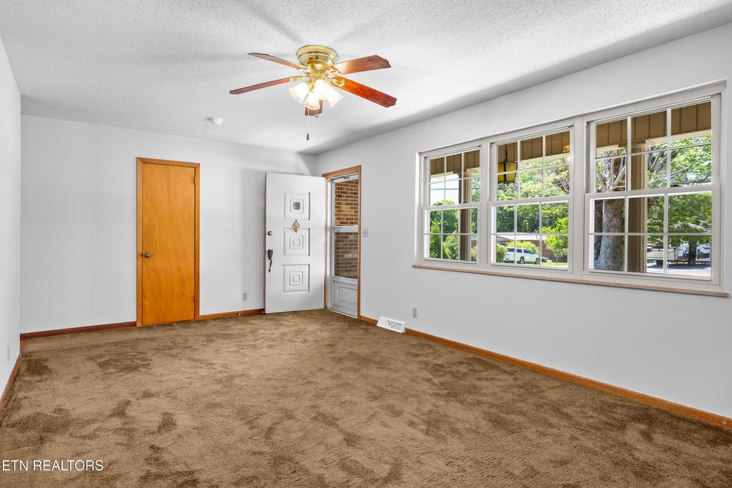 Photo of 2828 Shady Lane, Maryville, TN 37803 (MLS # 1343796)