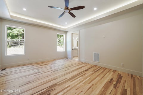 Tiny photo for 4717 Colonial Harbor Drive, Louisville, TN 37777 (MLS # 1354609)