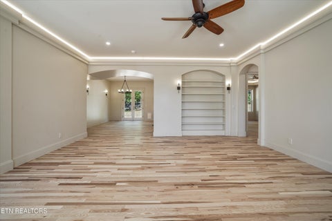 Tiny photo for 4717 Colonial Harbor Drive, Louisville, TN 37777 (MLS # 1354609)