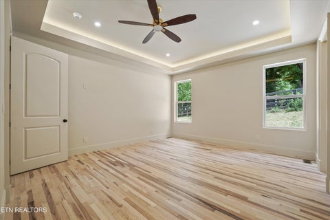 Tiny photo for 4717 Colonial Harbor Drive, Louisville, TN 37777 (MLS # 1354609)