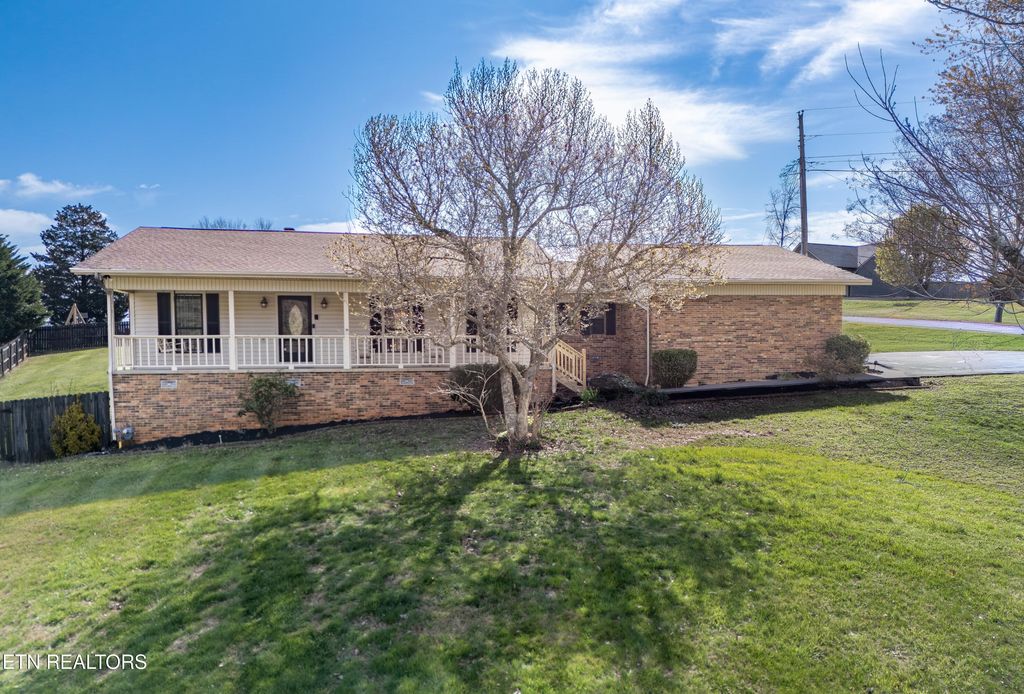 Photo of 5725 Academy Drive, Morristown, TN 37814 (MLS # 1333952)