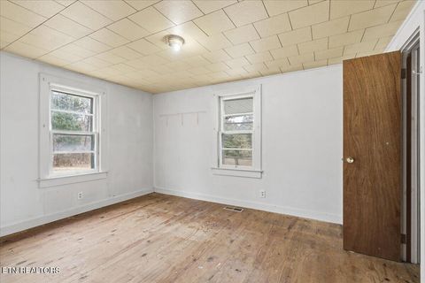 Tiny photo for 840 Silver Lane, Jefferson City, TN 37760 (MLS # 1328296)