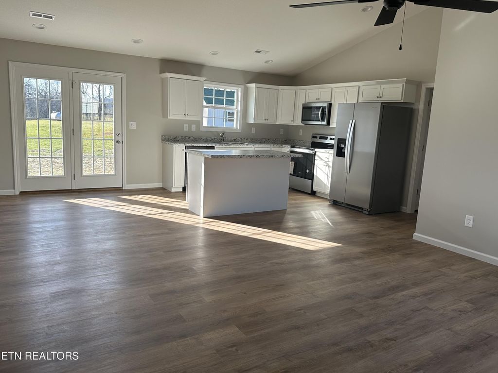 Photo of 107 Oakwood Drive, Maynardville, TN 37807 (MLS # 1242777)