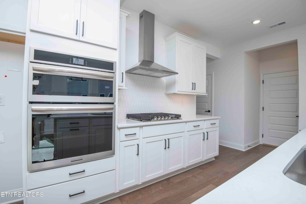 Photo of 12730 Duckfoot Lane (Lot 8) Ln, Farragut, TN 37934 (MLS # 1313534)