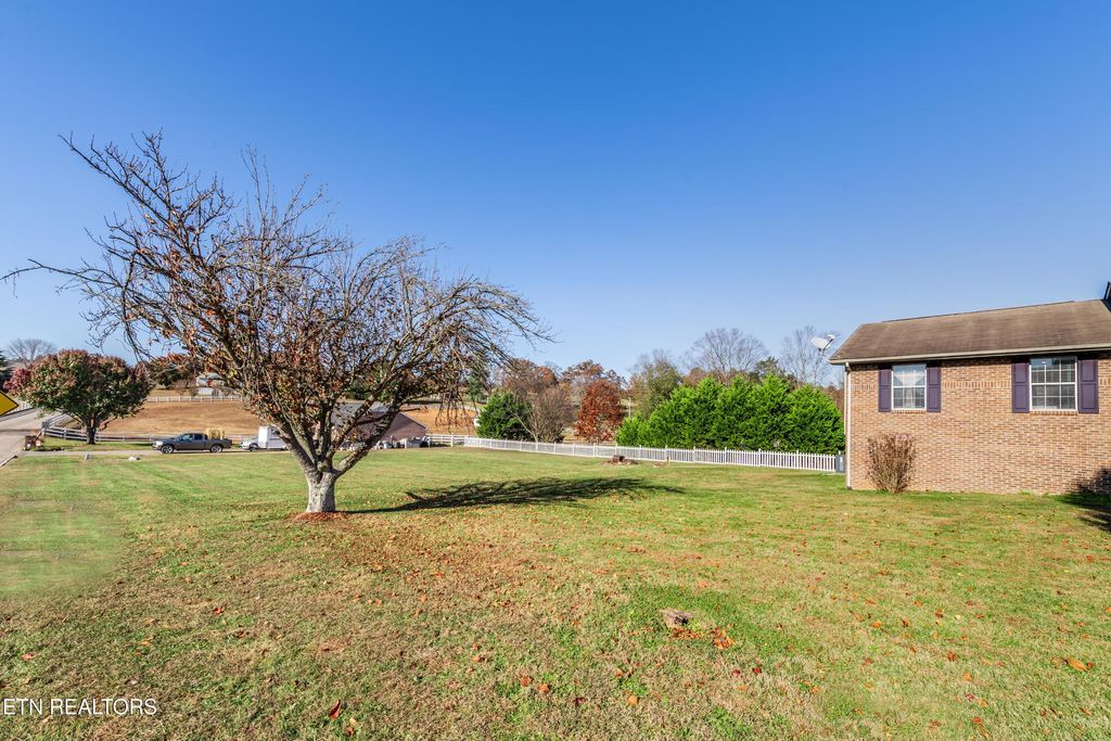 Photo of 3919 Morganton Rd, Maryville, TN 37801 (MLS # 1322963)