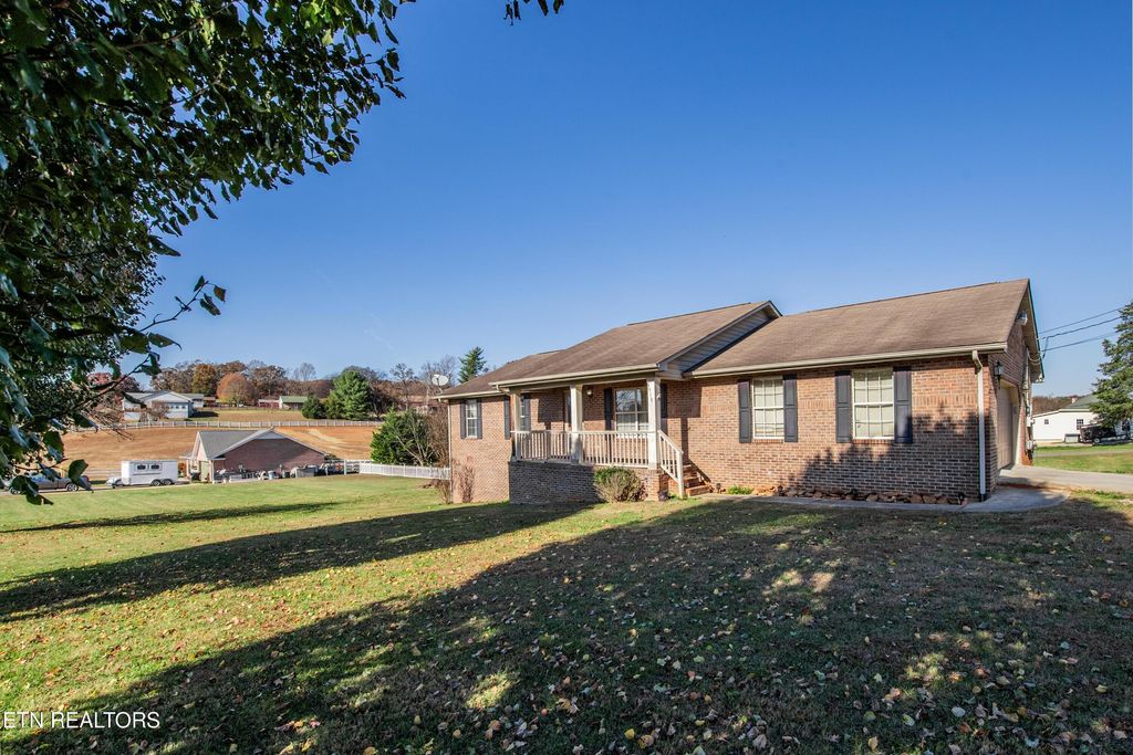 Photo of 3919 Morganton Rd, Maryville, TN 37801 (MLS # 1322963)