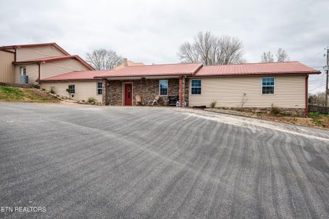 8145 Highway 131 Washburn TN 37888