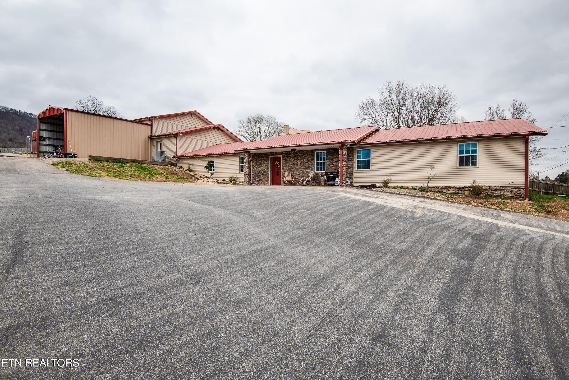 8145 Highway 131